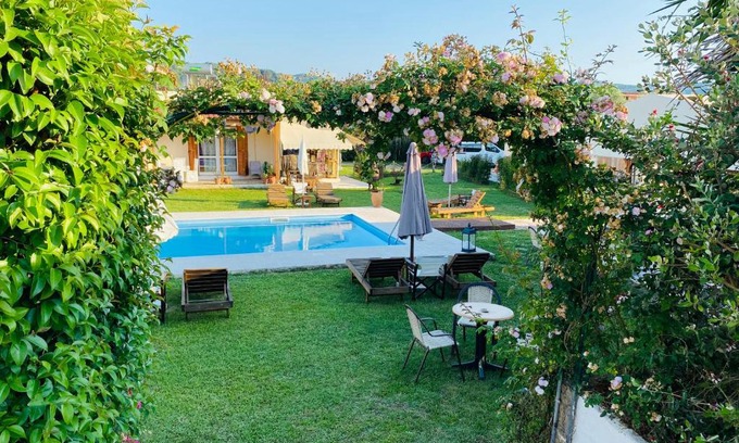 Archaia Olympia Villa | The mansion of Dionisos and Dimitras 5