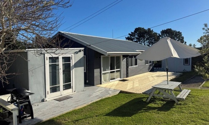 Onetangi House | The Marine Pad - Onetangi