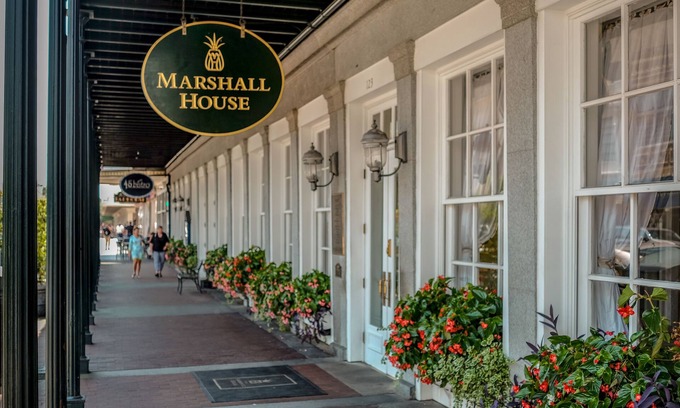 Historic District - North Hotel | The Marshall House, Historic Inns of Savannah