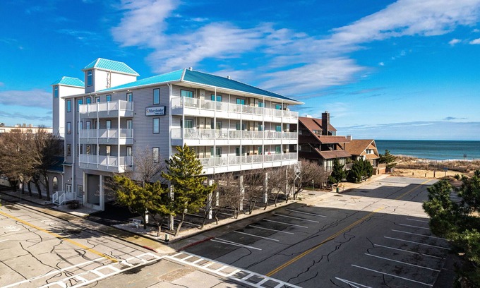 North Ocean City Hotel | The Marylander Condo & Hotel