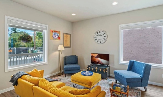New Tacoma Apartment | The Meadow