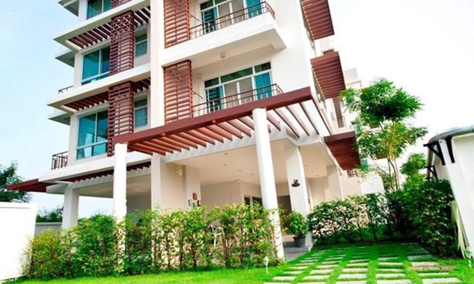 Nuanchan Apartment | The Meet Green Apartment