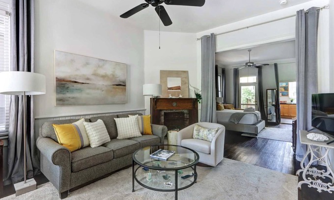 Beach Institute Apartment | The Mermaid Cove | Walk to River + Private Patio