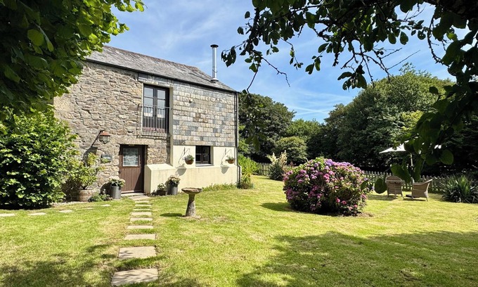 Lostwithiel Cottage | THE MILL, pet friendly, character holiday cottage in Lostwithiel