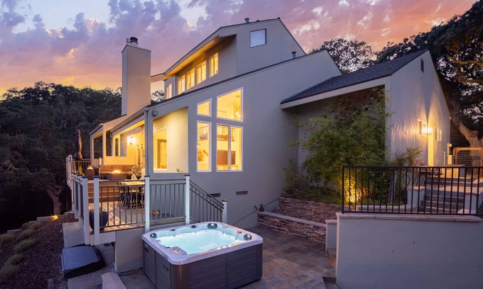 Atascadero House | The Mokum House: Amazing Views, Hot Tub, Pets OK