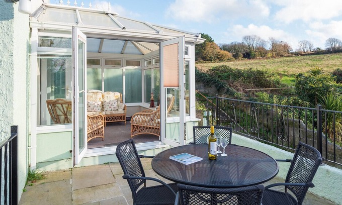Fowey Cottage | The Moorings, just across from Fowey