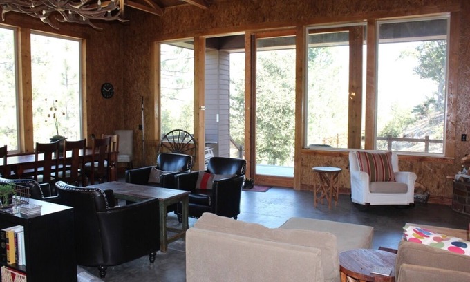 Pine Cove House | The Most Amazing Views in Idyllwild! - Sleeps 16