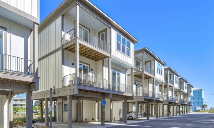 Gulf Shores House | The Nautilus Cottage ~ Pet Friendly! Outdoor Pool, Beach Access + $400 in FREE Daily Activities