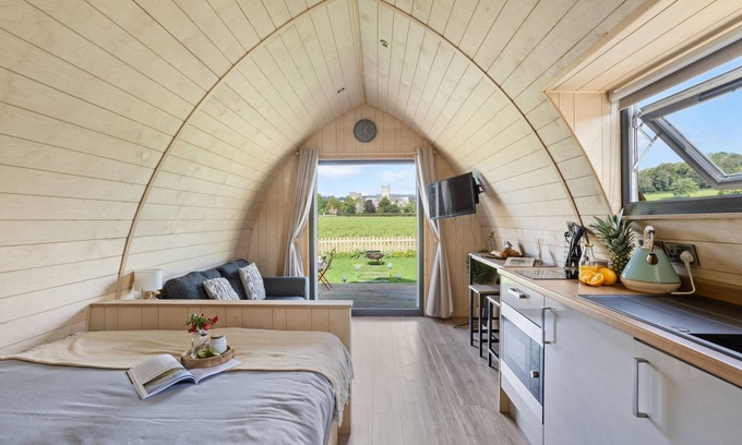 Wells Cabin | The Nave, Cathedral View - a chalet that sleeps 2 guests in 1 bedroom