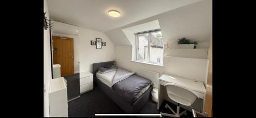 Nottingham House | The New Cottage