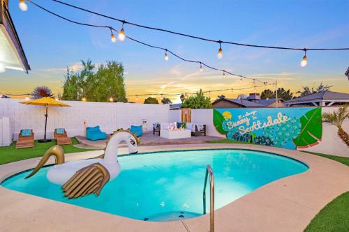 Camelback East House | The No Bad Days Villa - Family Retreat -Central