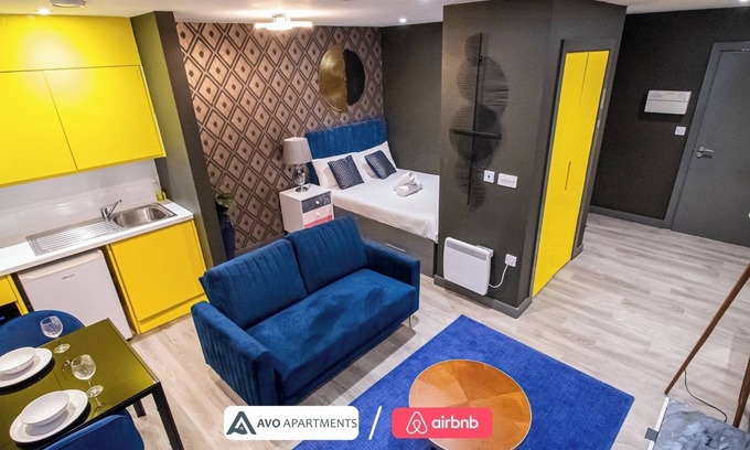 Sheffield Condo | The Noir Apartment Sheffield – APT 12