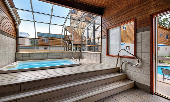 Downtown Steamboat Springs Hotel | The Nordic Lodge