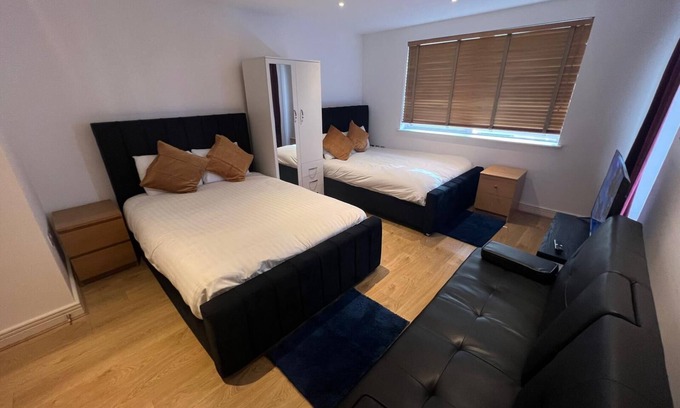 Docklands Apartment | The O2 Arena Excel London