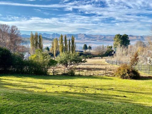 Clarens Apartment | The Oaktree House