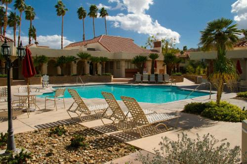 Palm Springs Resort | The Oasis Resort