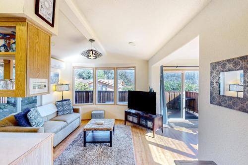 Brookings House | The Ocean Pearl