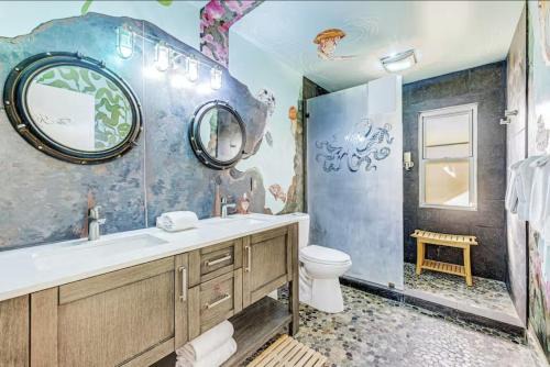 Sand City Apartment | The Ocean View on Monterey Bay, Hot Tub! King Bed!