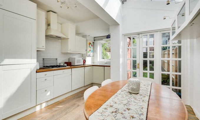 Oxford City Centre House | The Old Bookbinders Retreat - 4-bedroom Jericho House in Oxford