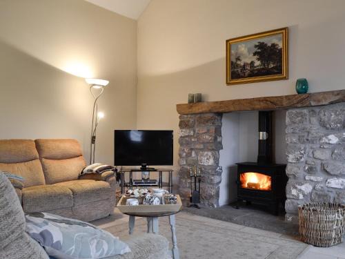 Crynant House | The Old Byre