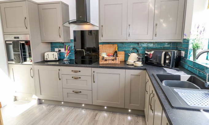 Storwood Cottage | The Old Mill Hideaway