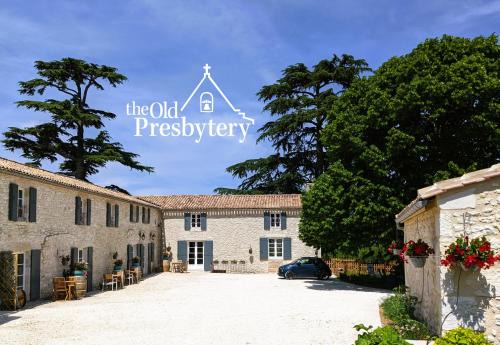 Saint-Andre-et-Appelles Bed & Breakfast | The Old Presbytery