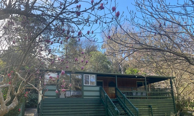 Warburton House | The Old Teahouse in Warburton