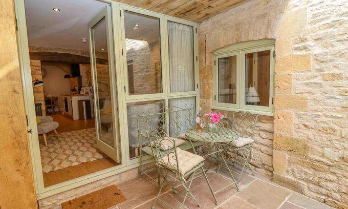 Stow-on-the-Wold Apartment | The Old Workshop