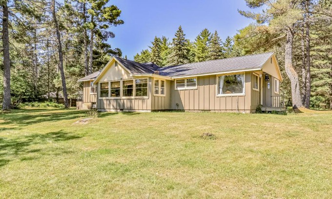 Lake Tomahawk House | The Otter Den
