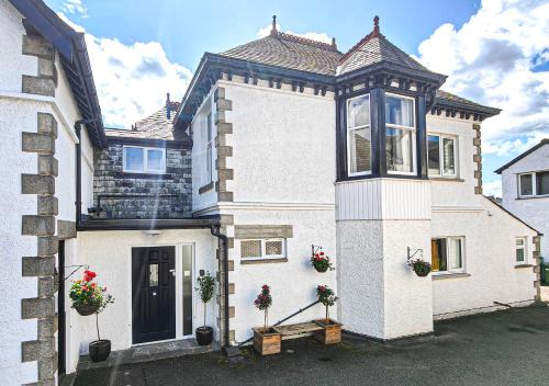 Keswick House | The Paddock