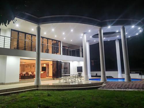 Umhlanga House | The Palace In IZinga Estate