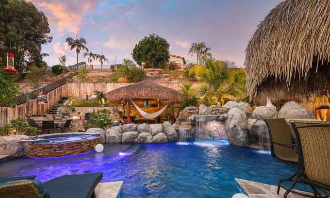 Grantville House | The Palapas Pool Oasis in Tierrasanta