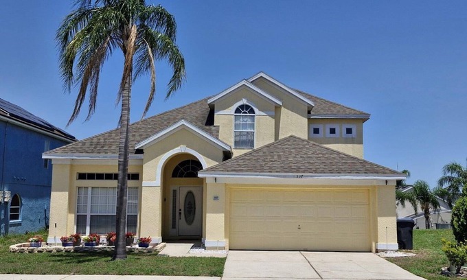 Tuscan Hills Villa | " The Palms " at Lake Davenport