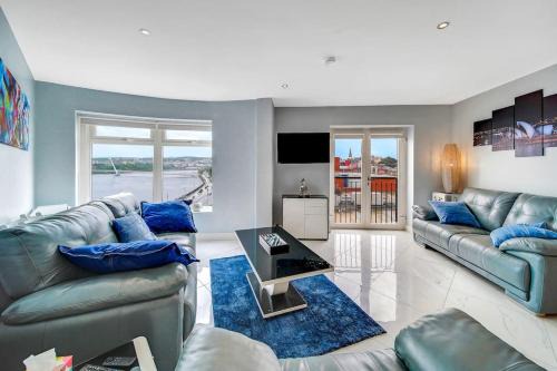 Londonderry Apartment | The Peace Bridge Apartment