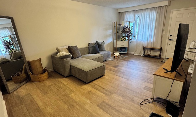 Northern Woods Apartment | The Peace Lovers at the Eastside