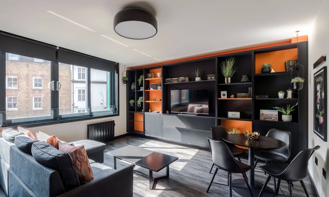 Soho Apartment | The Peaches & Cream - Soho - by Frankie Says