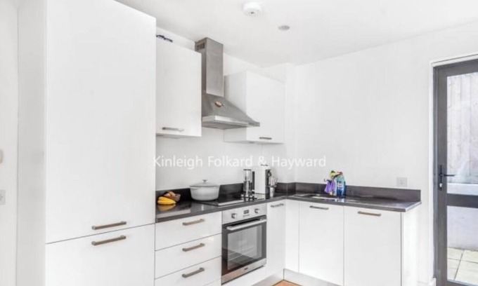 Kensal Green Apartment | “The perfect family holiday home in London!”