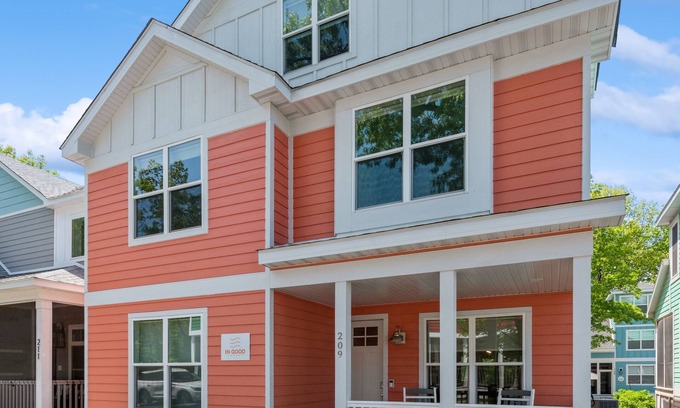 Michigan City House | The perfect place for families to stay!