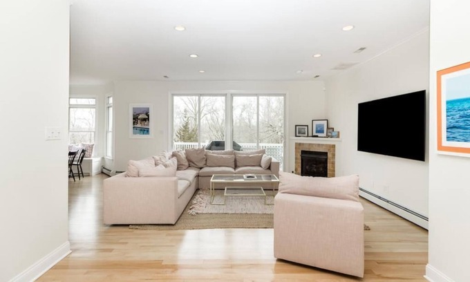 West Cape May House | The Perfect Vacation Spot with Pool and Hot Tub