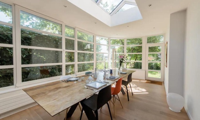 Ukkel House | The Pink House