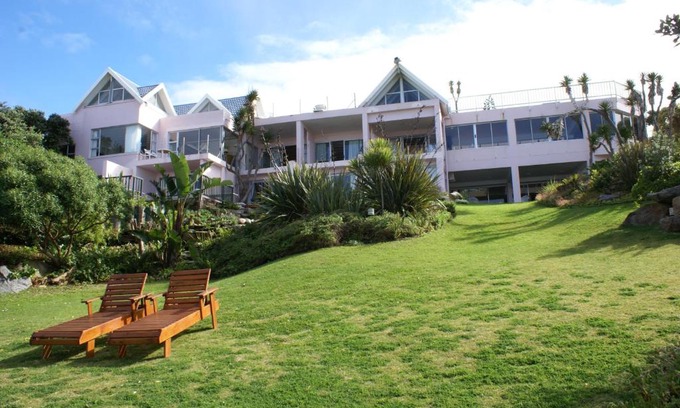 Wilderness Beach House | The Pink Lodge on The Beach