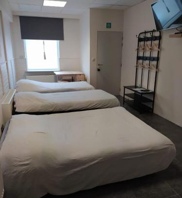 Lommel Hotel | The Place