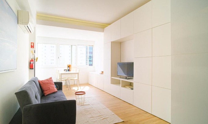 Lisbon Old Town Apartment | The Plaza Flat