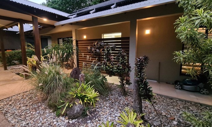 Port Douglas House | The Port Douglas Nudists' Retreat.