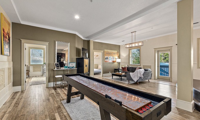 Lincolnville Condo | The Ray - Penthouse Suite - Rooftop View