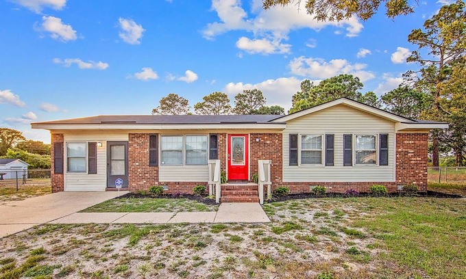 South View House | The Rested Nest: 3Bdr Home Near Cape Fear Medical