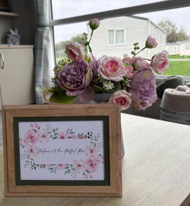 Chichester Resort | The Restful Rose at Chichester Lakeside