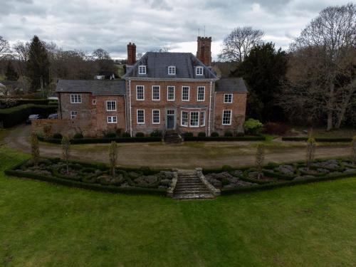 Woolhope House | The Retreat at Phillips House