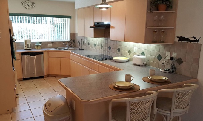 Groveland House | The Retreat at Swiss! Ski, Golf, Swim, Relax!