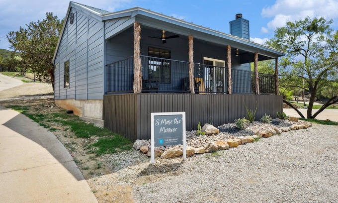 Graford Cabin | The Retreat @ Possum Kingdom Lake! Cabin 3